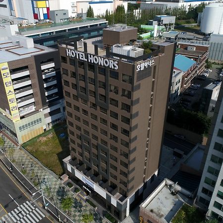 Hwaseong Honors Hotel מראה חיצוני תמונה