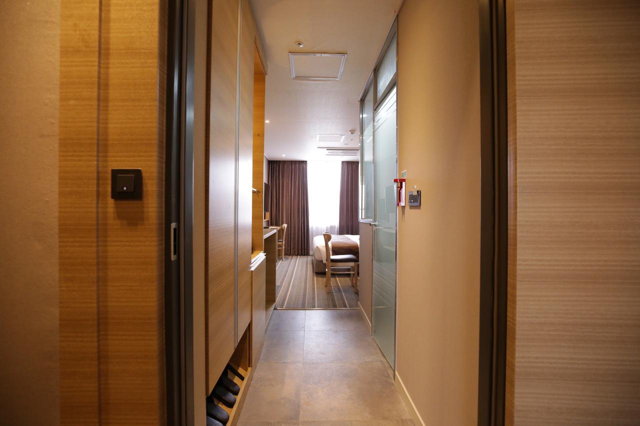 Hwaseong Honors Hotel מראה חיצוני תמונה